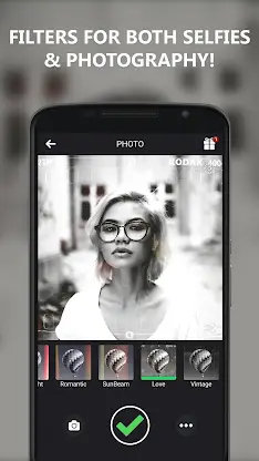 Black and White Camera App screenshot 1